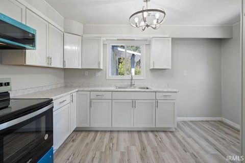 Tiny photo for 1008 E Spraker Street, Kokomo, IN 46901 (MLS # 202537410)