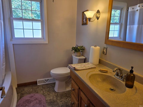 Tiny photo for 310 Eastgate Drive, Vincennes, IN 47591 (MLS # 202624761)