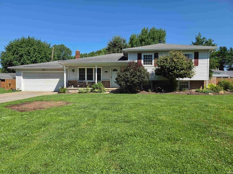 Photo of 310 Eastgate Drive, Vincennes, IN 47591 (MLS # 202624761)