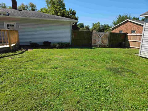 Tiny photo for 310 Eastgate Drive, Vincennes, IN 47591 (MLS # 202624761)