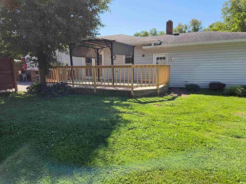 Tiny photo for 310 Eastgate Drive, Vincennes, IN 47591 (MLS # 202624761)