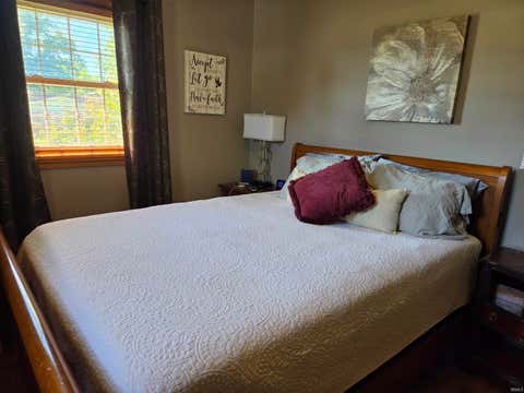 Tiny photo for 310 Eastgate Drive, Vincennes, IN 47591 (MLS # 202624761)