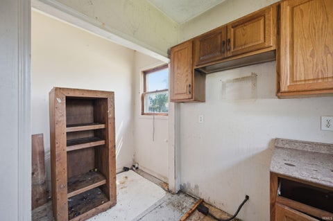 Tiny photo for 627 E High Street, Portland, IN 47371 (MLS # 202626805)