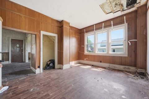 Tiny photo for 627 E High Street, Portland, IN 47371 (MLS # 202626805)