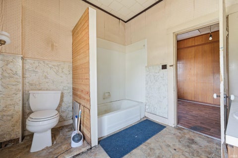 Tiny photo for 627 E High Street, Portland, IN 47371 (MLS # 202626805)