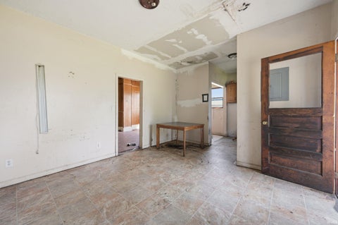 Tiny photo for 627 E High Street, Portland, IN 47371 (MLS # 202626805)