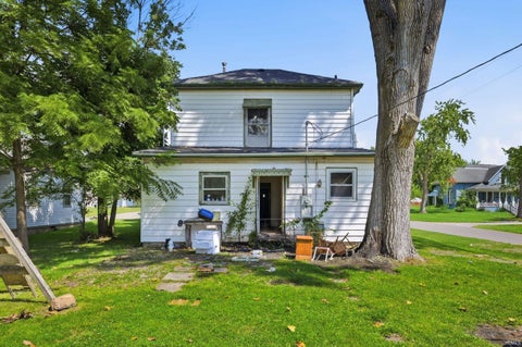 Tiny photo for 627 E High Street, Portland, IN 47371 (MLS # 202626805)