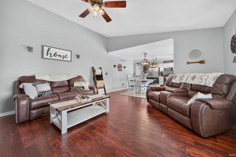 Tiny photo for 1932 Gladstone Avenue, Kokomo, IN 46901 (MLS # 202644771)