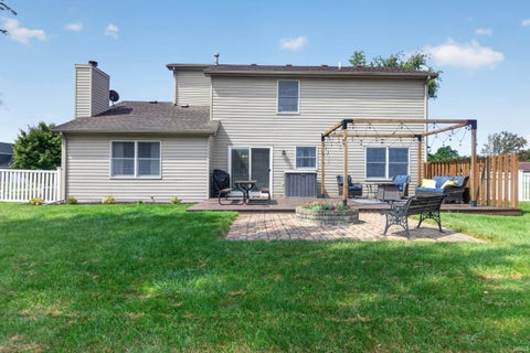 Tiny photo for 1932 Gladstone Avenue, Kokomo, IN 46901 (MLS # 202644771)