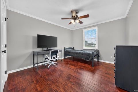 Tiny photo for 1932 Gladstone Avenue, Kokomo, IN 46901 (MLS # 202644771)
