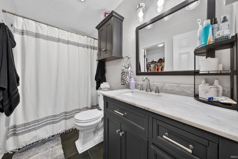 Tiny photo for 1932 Gladstone Avenue, Kokomo, IN 46901 (MLS # 202644771)