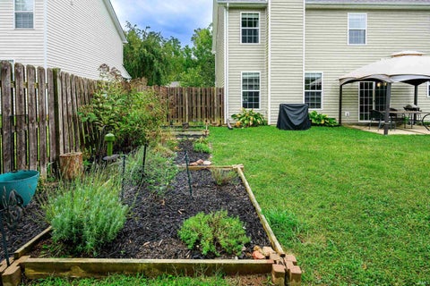 Tiny photo for 3655 S Glasgow Circle, Bloomington, IN 47403 (MLS # 202637805)
