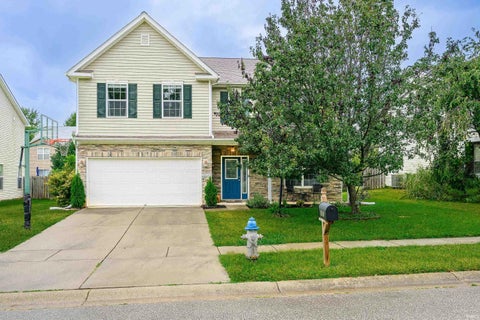 Photo of 3655 S Glasgow Circle, Bloomington, IN 47403 (MLS # 202637805)