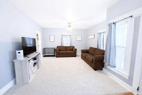 Tiny photo for 1136 S Delphos Street, Kokomo, IN 46902 (MLS # 202607422)