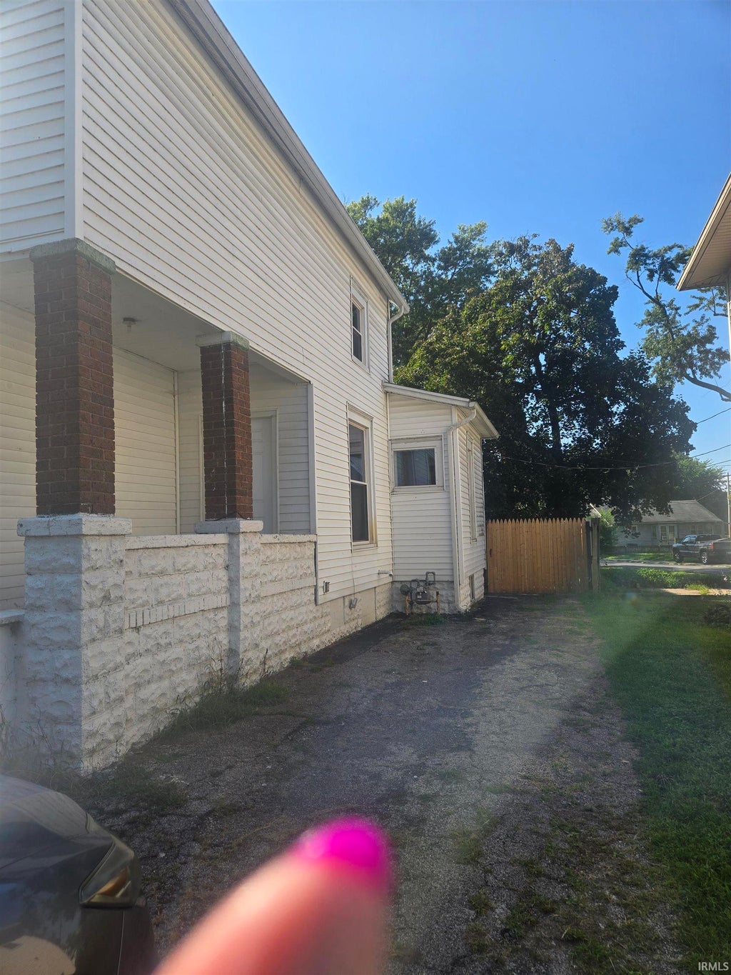 Photo of 906 Hudson Street, Elkhart, IN 46516 (MLS # 202634498)