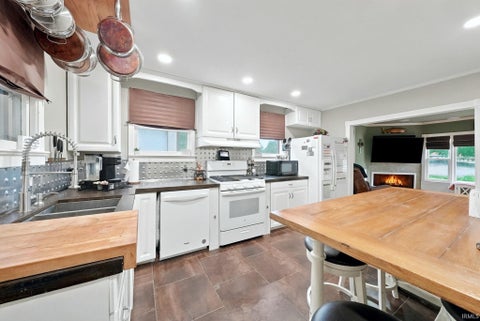 Tiny photo for 1475 W South Drive, Pleasant Lake, IN 46779 (MLS # 202624727)