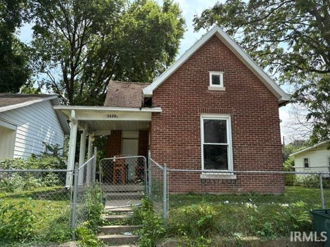 Photo for 1425 W 10th Street