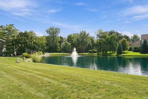 Tiny photo for 910 Calverton Court, Fort Wayne, IN 46825 (MLS # 202637947)