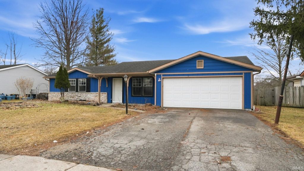 Photo of 4408 Encino Drive, Fort Wayne, IN 46816 (MLS # 202608515)