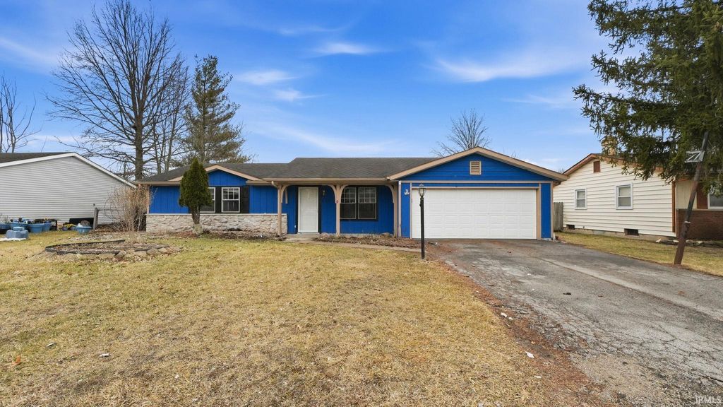 Photo of 4408 Encino Drive, Fort Wayne, IN 46816 (MLS # 202608515)