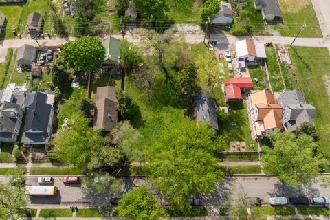 Tiny photo for 1128 Wabash Avenue, Fort Wayne, IN 46803 (MLS # 202614390)