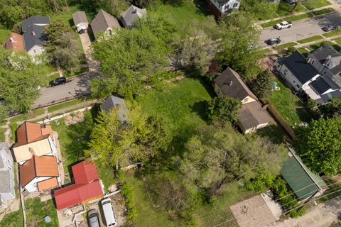 Tiny photo for 1128 Wabash Avenue, Fort Wayne, IN 46803 (MLS # 202614390)