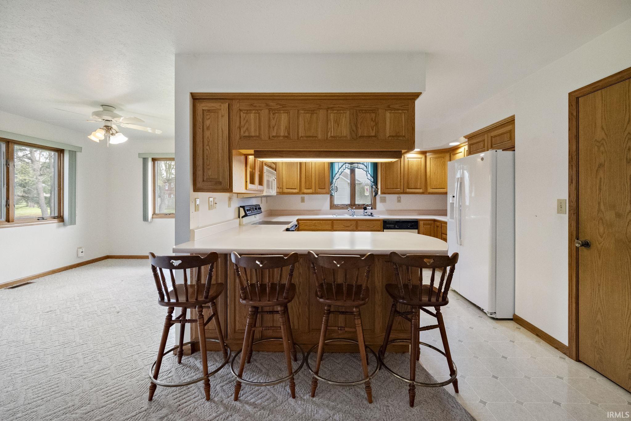 Rossville, Indiana 46065, United States, 3 Bedrooms Bedrooms, ,3 BathroomsBathrooms,Residential,Pending,114131