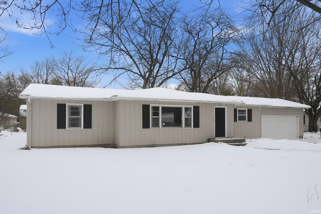 Photo of 4825 Wheatridge Road, Fort Wayne, IN 46835 (MLS # 202603760)