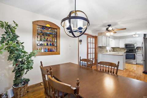 Tiny photo for 1302 N Forest Avenue, Muncie, IN 47304 (MLS # 202606373)