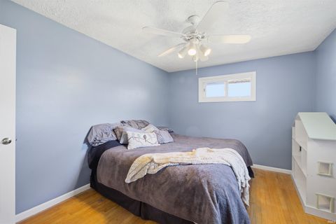 Tiny photo for 1302 N Forest Avenue, Muncie, IN 47304 (MLS # 202606373)