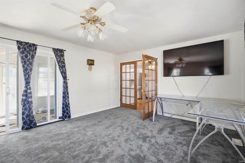 Tiny photo for 1302 N Forest Avenue, Muncie, IN 47304 (MLS # 202606373)