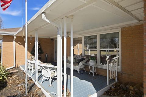 Tiny photo for 1302 N Forest Avenue, Muncie, IN 47304 (MLS # 202606373)