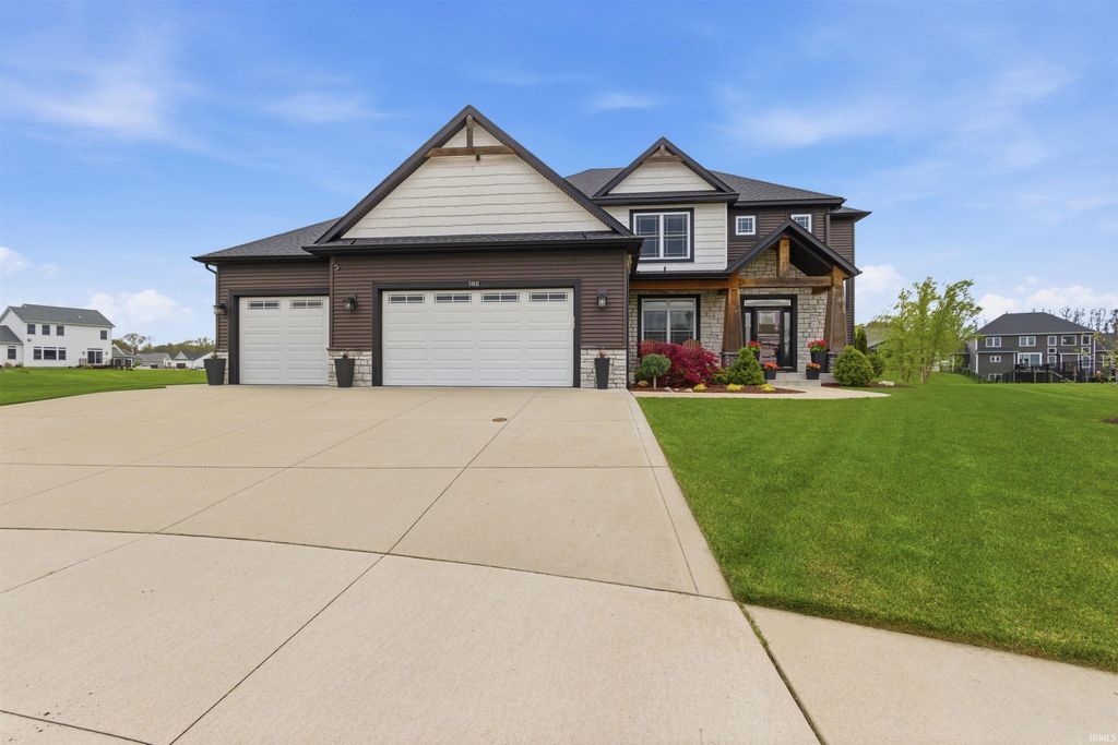 Photo of 54611 Salem Farms Court, Osceola, IN 46561 (MLS # 202617954)