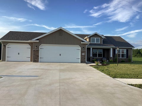 Tiny photo for 714 Poplar Pass, Decatur, IN 46733 (MLS # 202624683)