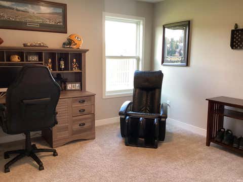 Tiny photo for 714 Poplar Pass, Decatur, IN 46733 (MLS # 202624683)