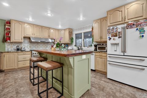 Tiny photo for 1729 W Farview Drive, Peru, IN 46970 (MLS # 202600061)