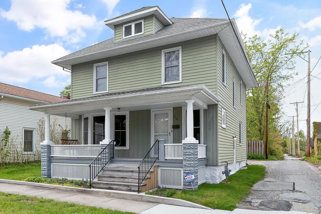 Photo of 312 E Plymouth Avenue, Goshen, IN 46526 (MLS # 202616440)