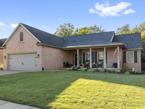 Photo of 15100 Kingsmont Drive, Evansville, IN 47725 (MLS # 202544224)
