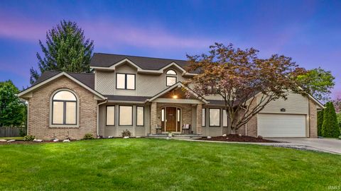 Photo of 1304 Ardsley Court, Fort Wayne, IN 46815 (MLS # 202600203)