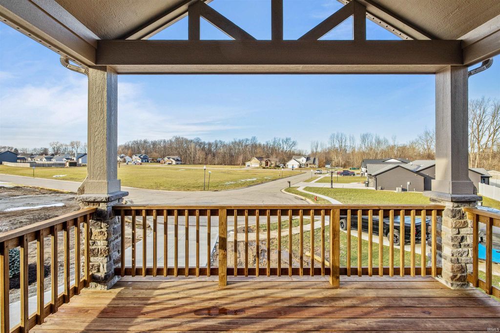 Photo of 1004 E Hawthorn Lane, Columbia City, IN 46725 (MLS # 202542657)