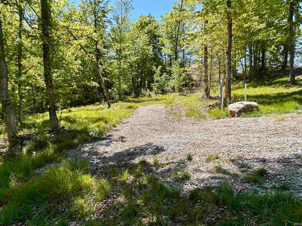 Photo of 7761 E State Road 54, Bloomfield, IN 47424 (MLS # 202617506)