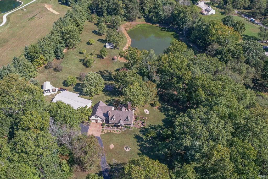 Photo of 9425 Motz Road, Evansville, IN 47720 (MLS # 202541141)