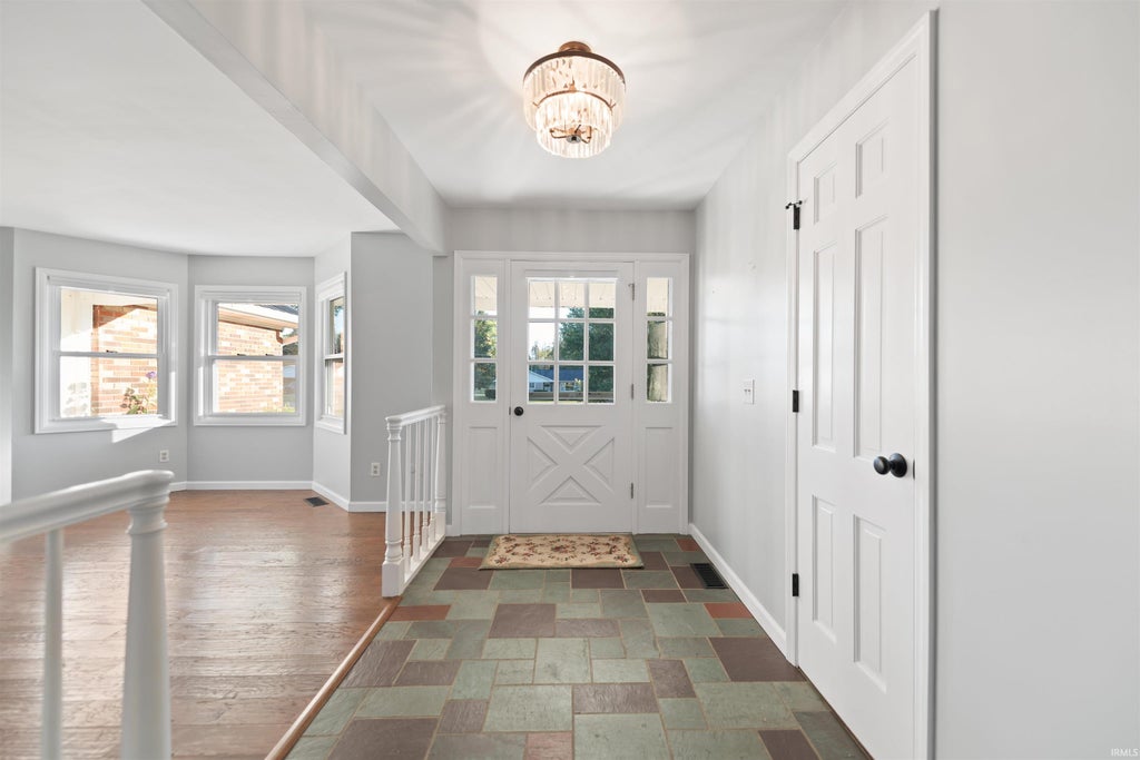 Photo of 51 Sunny Acres Drive, Bedford, IN 47421 (MLS # 202642762)