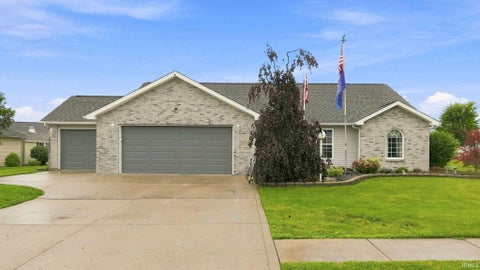 Photo of 1308 W Crooked Tree Drive, Columbia City, IN 46725 (MLS # 202633406)