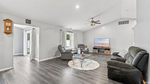 Tiny photo for 1308 W Crooked Tree Drive, Columbia City, IN 46725 (MLS # 202633406)