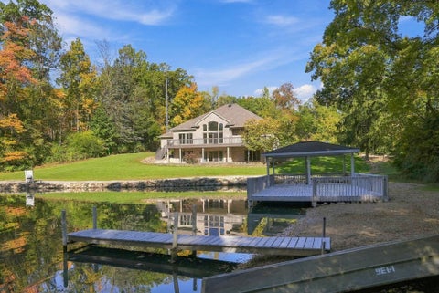 Tiny photo for 315 E Feather Valley Road, Fremont, IN 46737 (MLS # 202643550)
