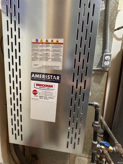 Tiny photo for 4011 Thornbury Place, Fort Wayne, IN 46804 (MLS # 202614389)