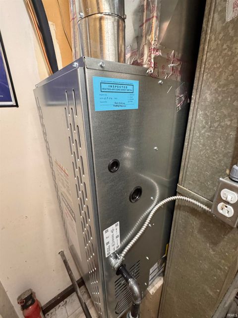 Tiny photo for 4011 Thornbury Place, Fort Wayne, IN 46804 (MLS # 202614389)