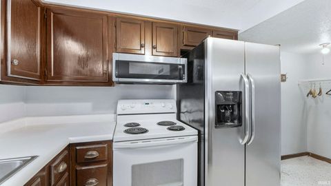 Tiny photo for 4011 Thornbury Place, Fort Wayne, IN 46804 (MLS # 202614389)