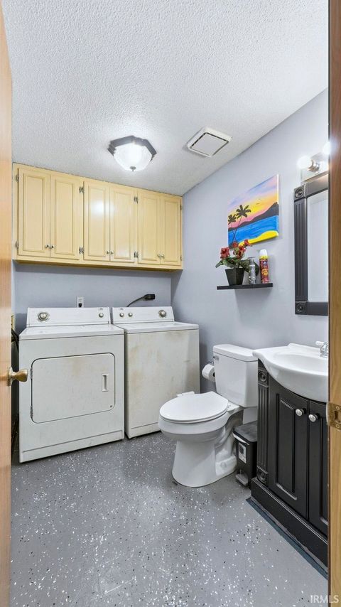 Tiny photo for 4011 Thornbury Place, Fort Wayne, IN 46804 (MLS # 202614389)